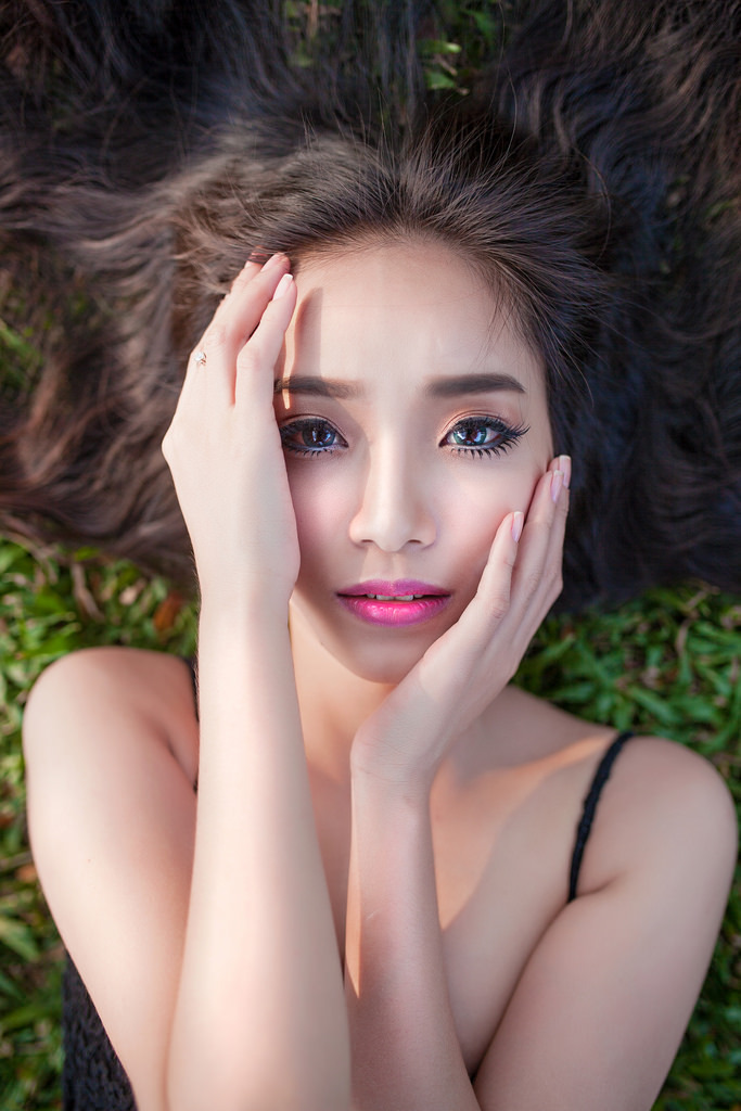 韩国三级电影年轻的母亲